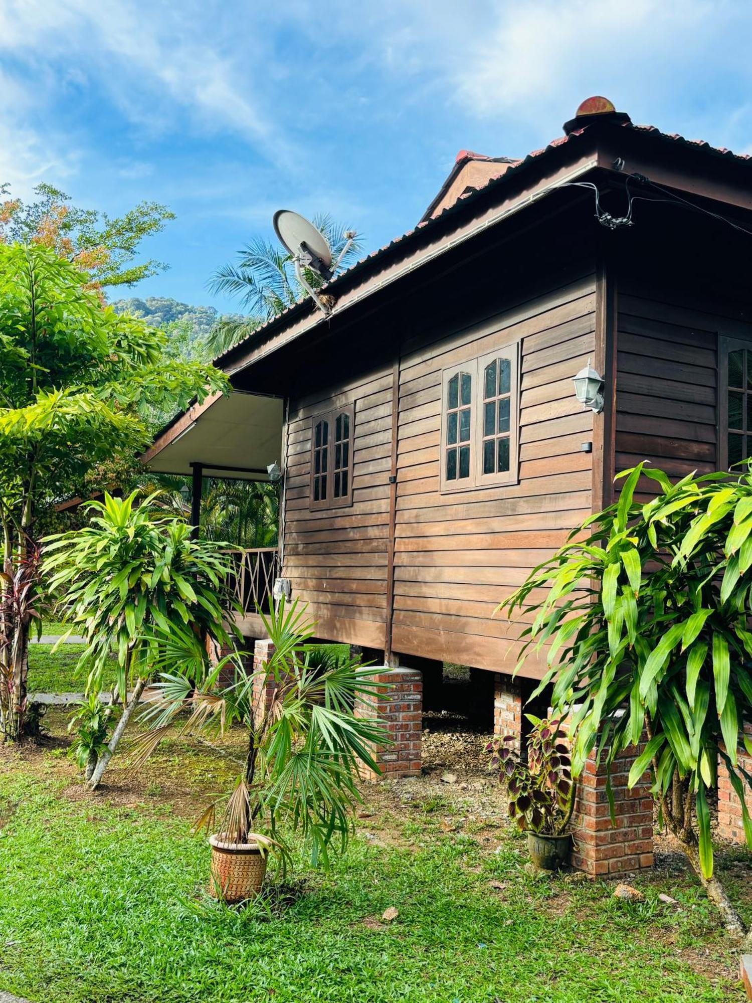 Padimas Villa @Datai Valley Bagian luar foto